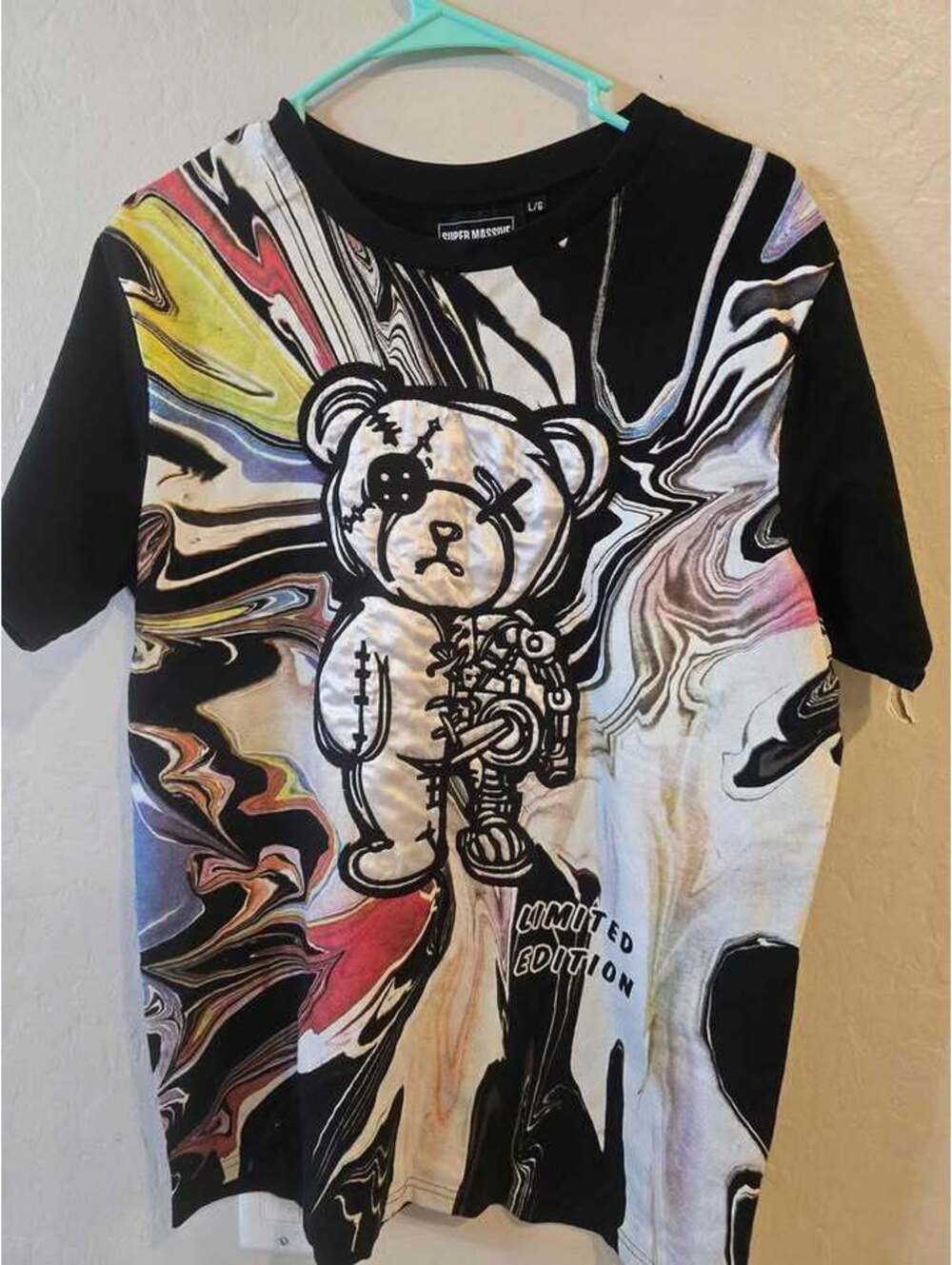 Super Massive T Shirt Men's Size Large